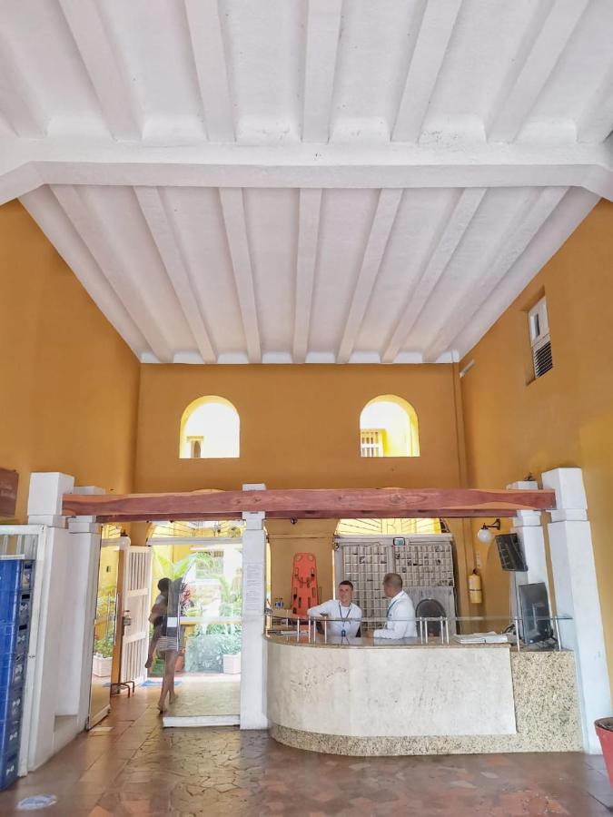 Apartamento Ana Ciudad Amurallada Cartagena Luaran gambar