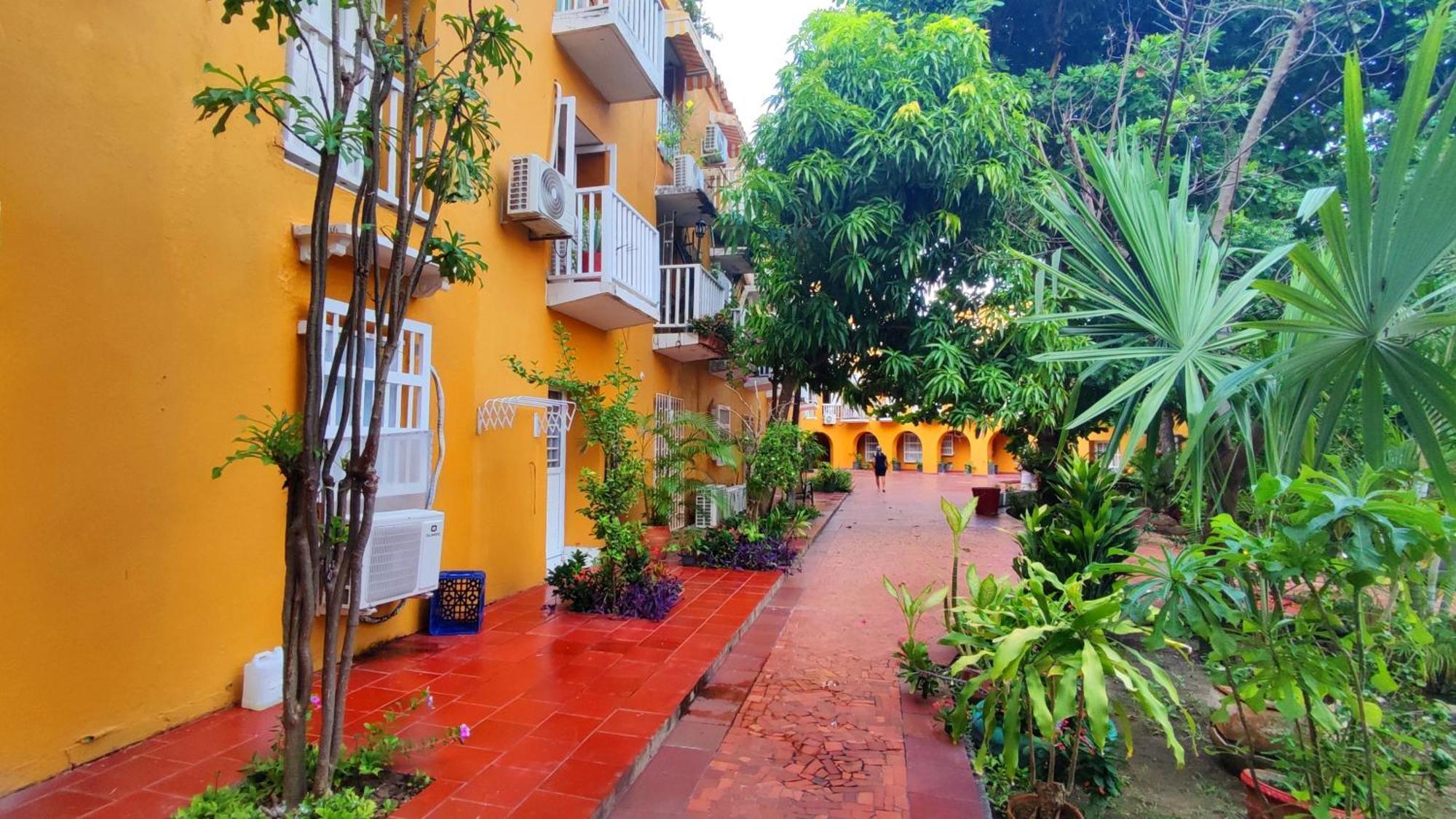 Apartamento Ana Ciudad Amurallada Cartagena Luaran gambar